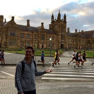 Meet your Posher, Evan